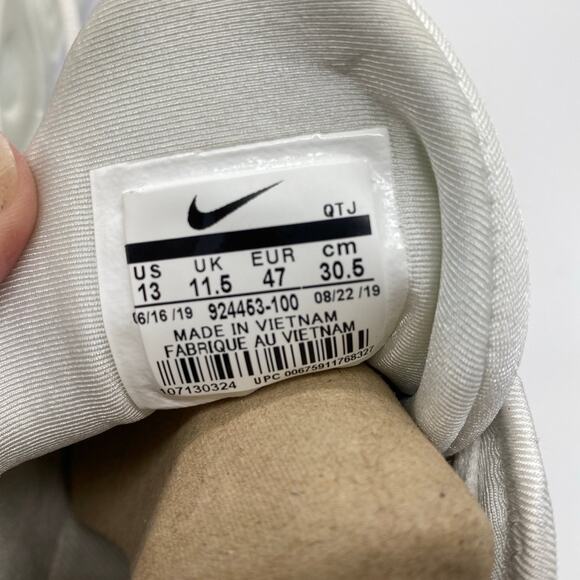Athletic_Shoes
